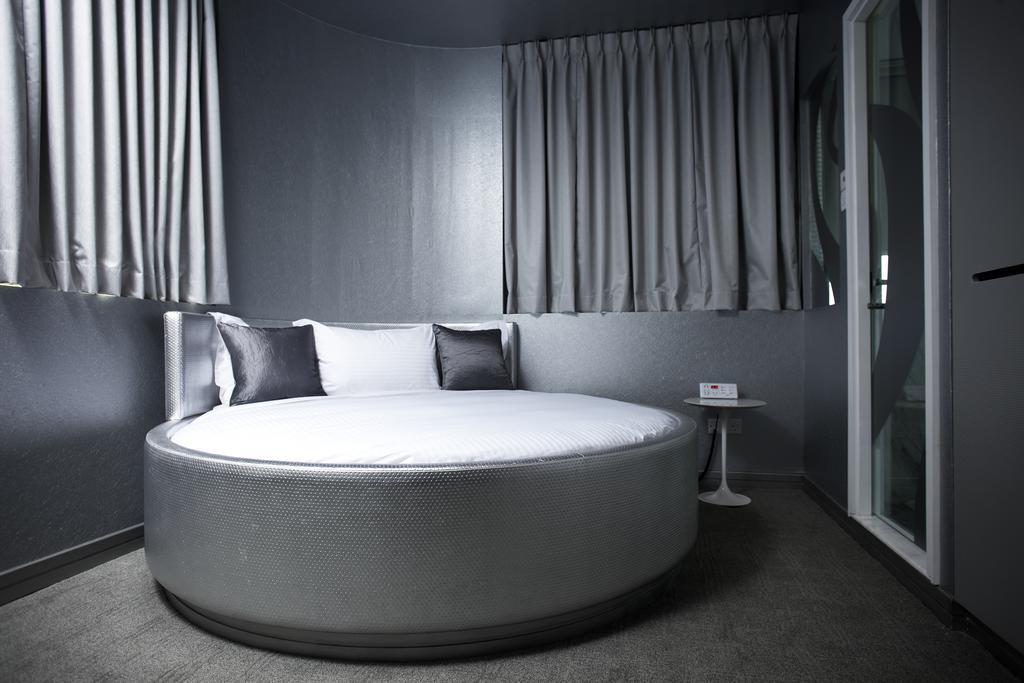 Suite à Thème